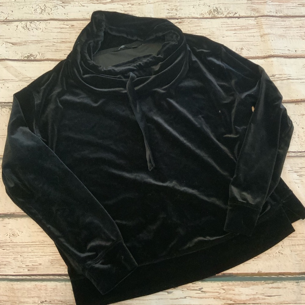 Peach Gym.Work.Play Black Velour Cowl Neck Top - Small